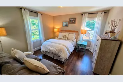 1324 Kenwood Street, Winston-Salem, NC 27103 - Photo 15