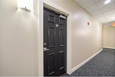 530 N Trade Street #406, Winston-Salem, NC 27101 - Photo 37
