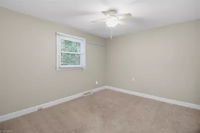 488 Lansdowne Place, Wallburg, NC 27107 - Photo 17