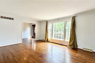 4109 Windlestraw Ln, Greensboro, NC 27410 - Photo 5