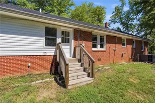 3048 Nc Hwy 62, Liberty, NC 27298 - Photo 27