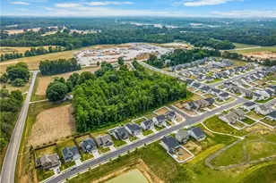 7388 Deerhurst Ln, Kernersville, NC 27284 - Photo 27
