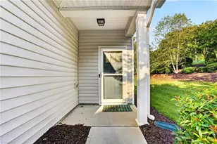 822 Riley Ln, Greensboro, NC 27455 - Photo 39