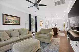 822 Riley Ln, Greensboro, NC 27455 - Photo 15