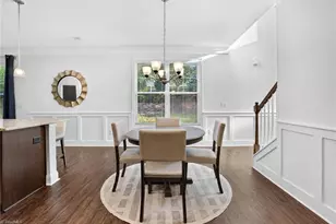 822 Riley Ln, Greensboro, NC 27455 - Photo 7