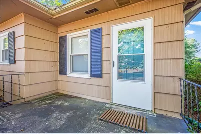 5038 Pinewood Drive #5044, Winston-Salem, NC 27106 - Photo 15