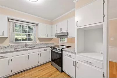 4707 Ramblewood Drive, Greensboro, NC 27406 - Photo 13