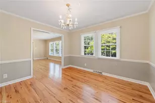 4707 Ramblewood Dr, Greensboro, NC 27406 - Photo 11