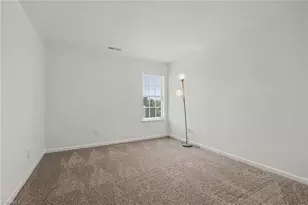 4501 Wolf Run Dr, Greensboro, NC 27406 - Photo 23