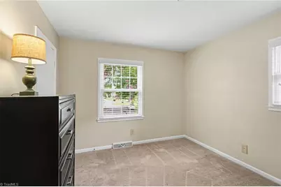 3212 Flanders Court, High Point, NC 27265 - Photo 19
