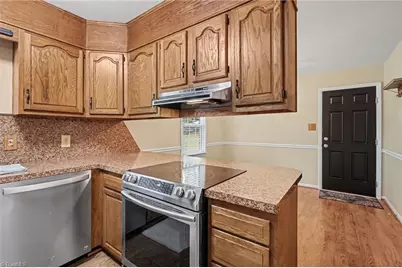 3212 Flanders Court, High Point, NC 27265 - Photo 7