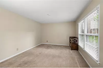 3212 Flanders Court, High Point, NC 27265 - Photo 5