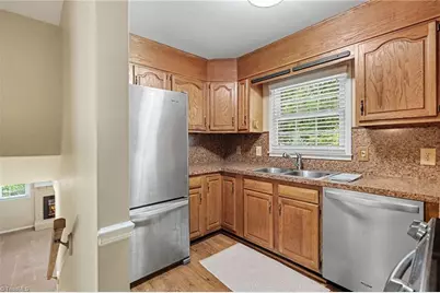 3212 Flanders Court, High Point, NC 27265 - Photo 5