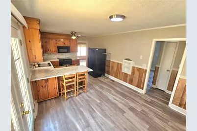 118 Pickshin Avenue, Dobson, NC 27017 - Photo 17