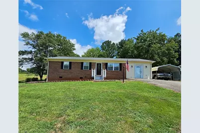 118 Pickshin Avenue, Dobson, NC 27017 - Photo 1
