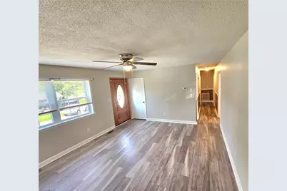 118 Pickshin Avenue, Dobson, NC 27017 - Photo 5