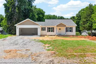 391 Needmore Rd, Carthage, NC 28327 - Photo 1
