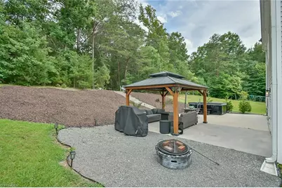 1017 Scotch Pine Way, Mebane, NC 27302 - Photo 29