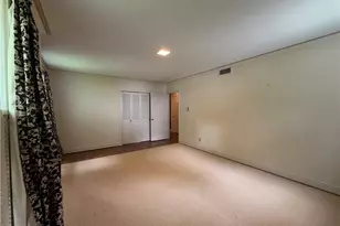 3921 Madison Ave, Greensboro, NC 27410 - Photo 23