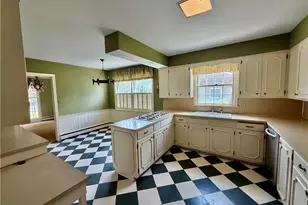 3921 Madison Ave, Greensboro, NC 27410 - Photo 11