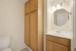 3609 Blairwood St, High Point, NC 27265 - Photo 33