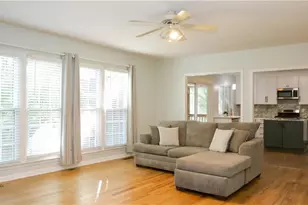 3609 Blairwood St, High Point, NC 27265 - Photo 9