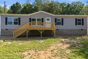 3929 Piney Mountain Rd, Walnut Cove, NC 27052 - Photo 3