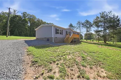 3929 Piney Mountain Road, Walnut Cove, NC 27052 - Photo 5