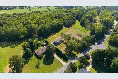 3929 Piney Mountain Road, Walnut Cove, NC 27052 - Photo 9