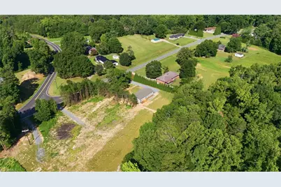 3929 Piney Mountain Road, Walnut Cove, NC 27052 - Photo 11
