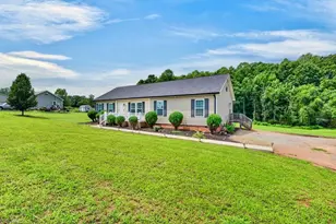 1018 Carson James Dr, Boonville, NC 27011 - Photo 35