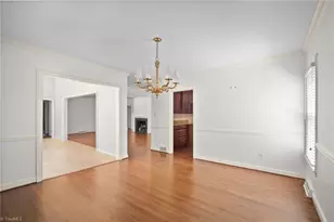 902 Sedgewick Ln, High Point, NC 27262 - Photo 23