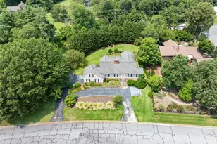902 Sedgewick Ln, High Point, NC 27262 - Photo 5
