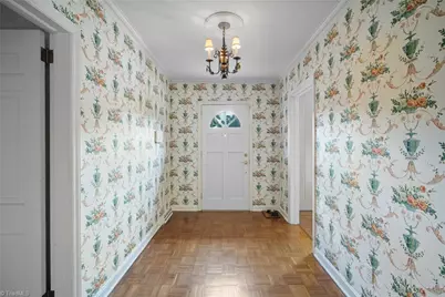 902 Sedgewick Lane, High Point, NC 27262 - Photo 15
