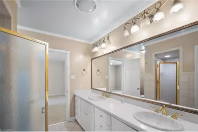 902 Sedgewick Lane, High Point, NC 27262 - Photo 35