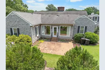 902 Sedgewick Lane, High Point, NC 27262 - Photo 9