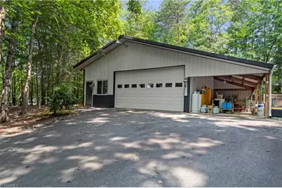 6275 Raven Forest Court, Winston-Salem, NC 27105 - Photo 39