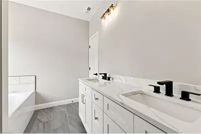 5924 N Church Street, Greensboro, NC 27455 - Photo 21