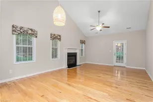 114 Starling St, Mebane, NC 27302 - Photo 5
