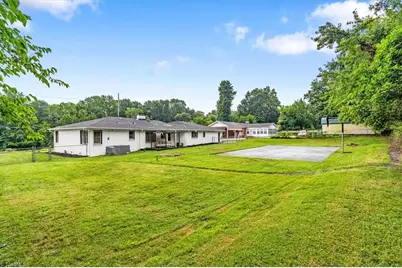 1519 McGuinn Drive, High Point, NC 27262 - Photo 35