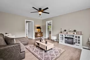 1519 McGuinn Dr, High Point, NC 27262 - Photo 15