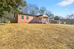 1256 Cloister Dr, Winston-Salem, NC 27127 - Photo 3
