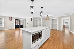 1256 Cloister Dr, Winston-Salem, NC 27127 - Photo 9