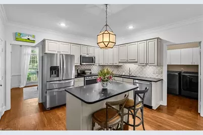 2014 Roanoke Drive, Greensboro, NC 27408 - Photo 13