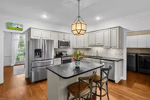 2014 Roanoke Dr, Greensboro, NC 27408 - Photo 13