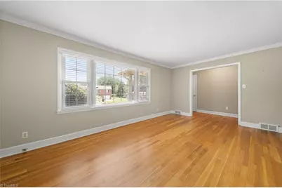 2801 Deerwood Drive, Winston-Salem, NC 27103 - Photo 5