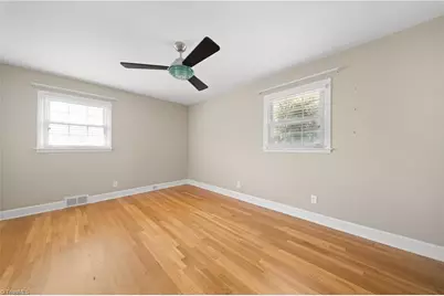 2801 Deerwood Drive, Winston-Salem, NC 27103 - Photo 15