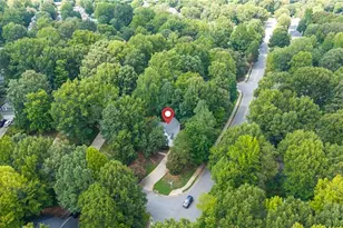 2000 Warwickshire Dr, Greensboro, NC 27455 - Photo 41