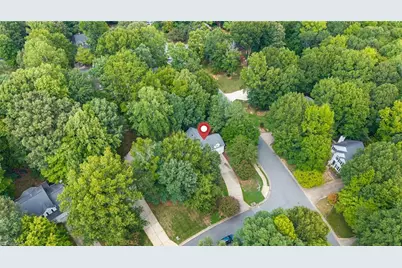 2000 Warwickshire Drive, Greensboro, NC 27455 - Photo 45