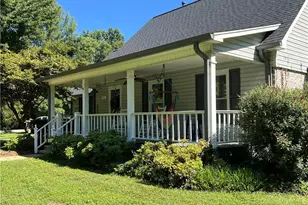301 Shadowood Dr, Reidsville, NC 27320 - Photo 3